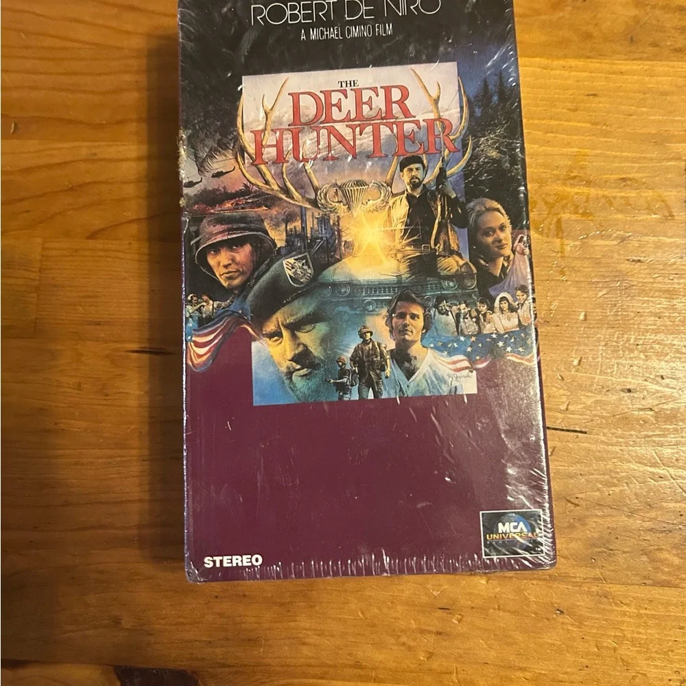 Universal The Deer Hunter VHS - Multicolor Design